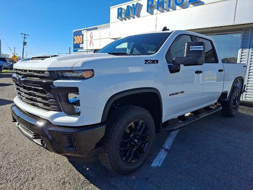 2026 Chevrolet Silverado 2500 Custom