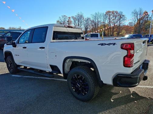 2026 Chevrolet Silverado 2500 Custom