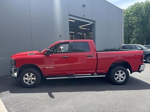 Flame Red Clearcoat 2026 RAM 2500 Big Horn