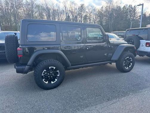Black Clearcoat 2025 Jeep Wrangler 4xe Rubicon