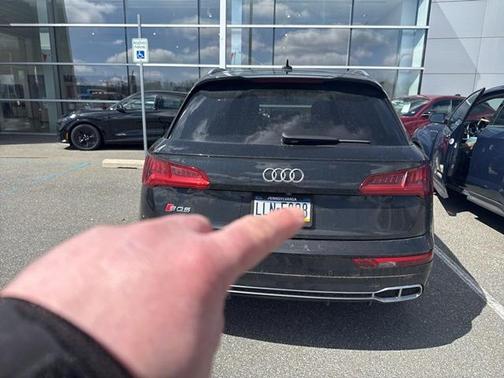 Mythos Black Metallic 2019 Audi SQ5 3.0T Premium