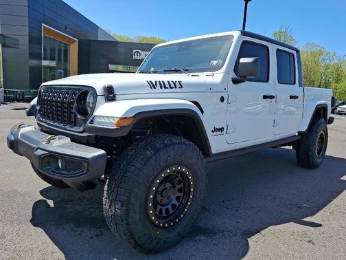2025 Jeep Gladiator Sport