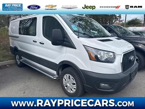 2023 Ford Transit-250 
