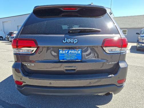 2021 Jeep Grand Cherokee Laredo