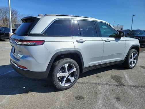 2024 Jeep Grand Cherokee 4xe Base