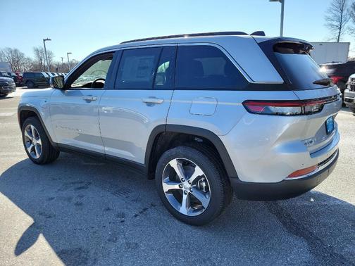 2024 Jeep Grand Cherokee 4xe Base