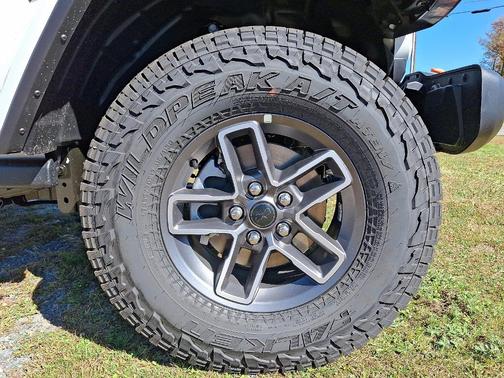 2025 Jeep Gladiator Mojave