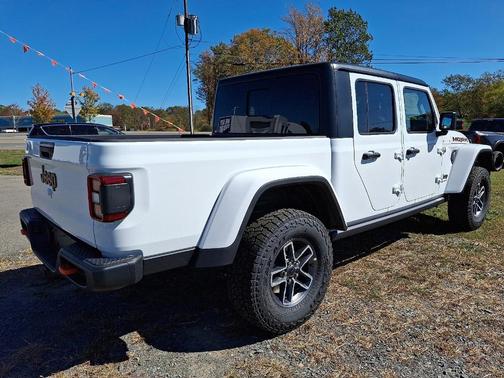2025 Jeep Gladiator Mojave
