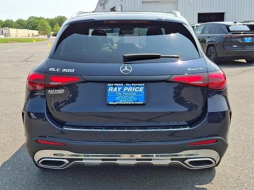 Nautical Blue Metallic 2024 Mercedes-Benz GLC 300 Base 4MATIC