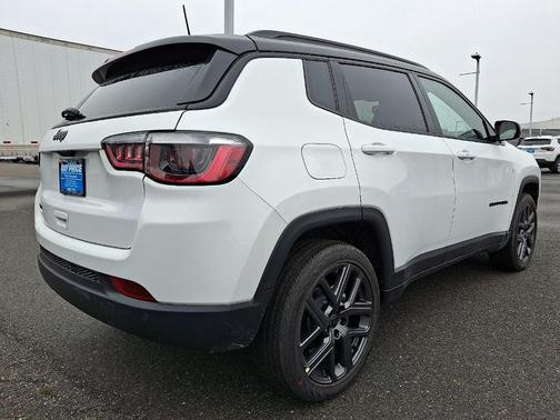 2026 Jeep Compass Limited Altitude