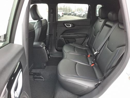 2026 Jeep Compass Limited Altitude