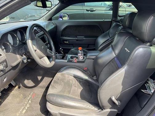 Plum Crazy Pearlcoat 2010 Dodge Challenger SRT8