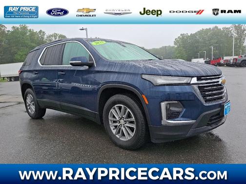 2023 Chevrolet Traverse LT Cloth