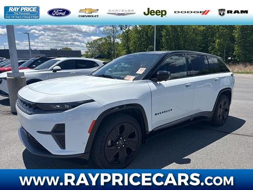 Bright White Clearcoat 2024 Jeep Wagoneer S Launch Edition