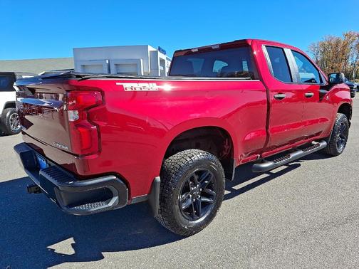 2019 Chevrolet Silverado 1500 Custom Trail Boss