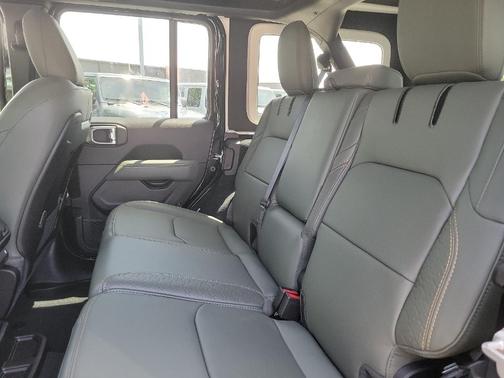 2024 Jeep Wrangler 4xe High Altitude