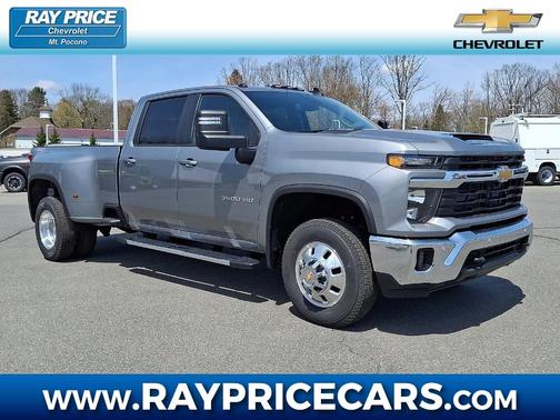 Sterling Gray Metallic 2026 Chevrolet Silverado 3500 LT