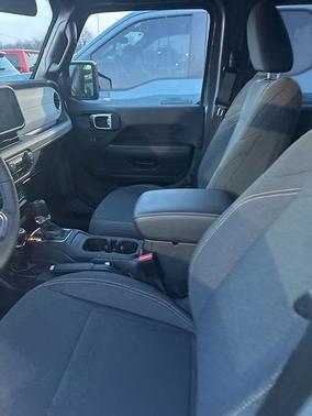 Anvil Clearcoat 2025 Jeep Wrangler 4xe Sahara