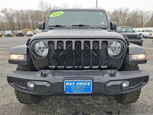 2022 Jeep Gladiator Sport