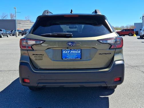 Autumn Green Metallic 2024 Subaru Outback Onyx Edition