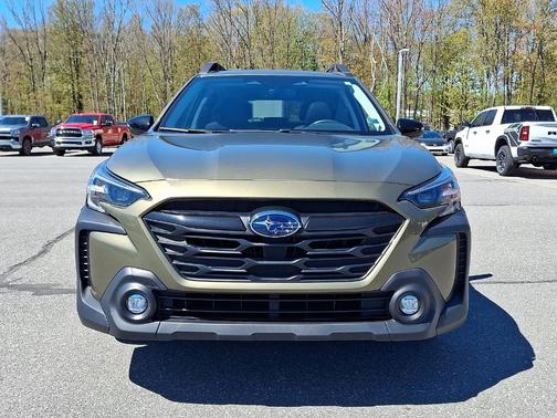 Autumn Green Metallic 2024 Subaru Outback Onyx Edition