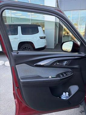 Crimson 2022 Chevrolet Trailblazer LT