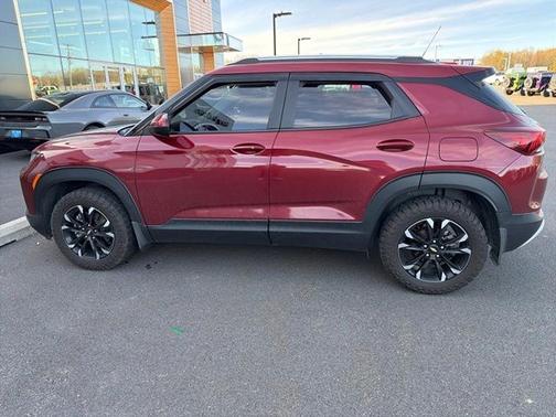 Crimson 2022 Chevrolet Trailblazer LT