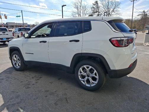 2025 Jeep Compass Sport