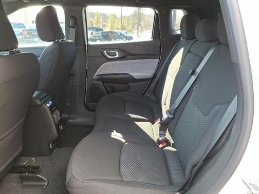 2025 Jeep Compass Sport