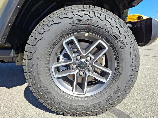 2025 Jeep Gladiator Mojave