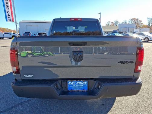 2022 RAM 1500 Classic SLT