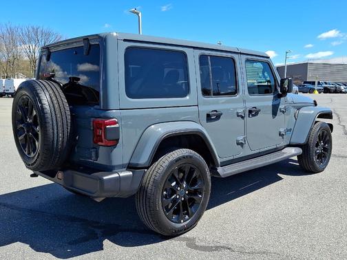 Anvil Clearcoat 2025 Jeep Wrangler 4xe Sahara
