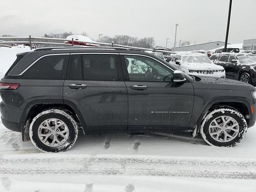 2022 Jeep Grand Cherokee Limited