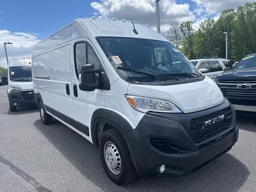 Bright White Clearcoat 2026 RAM ProMaster 2500 High Roof