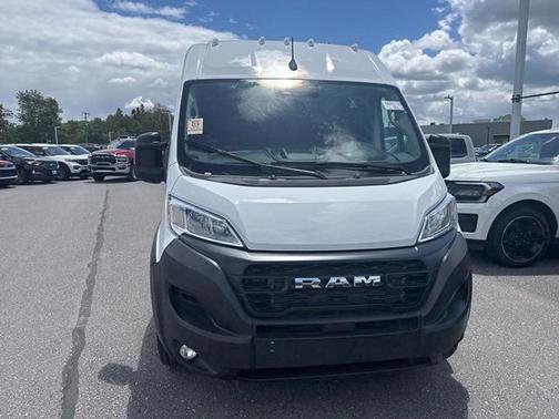 Bright White Clearcoat 2026 RAM ProMaster 2500 High Roof