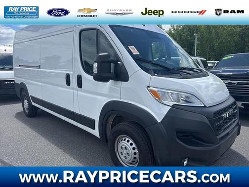 Bright White Clearcoat 2026 RAM ProMaster 2500 High Roof