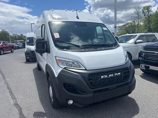 Bright White Clearcoat 2026 RAM ProMaster 2500 High Roof