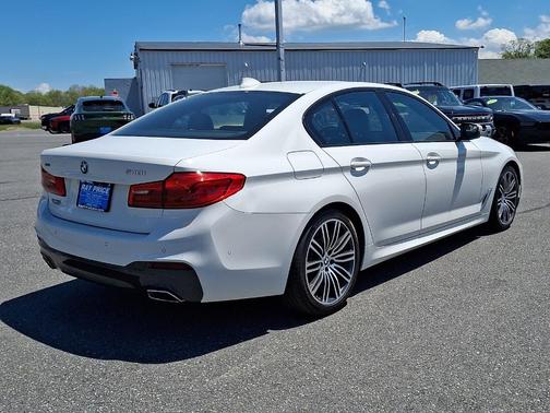 Alpine White 2019 BMW 540 i xDrive