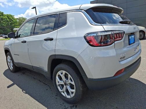 2025 Jeep Compass Sport