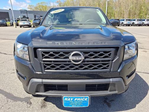 2022 Nissan Frontier S