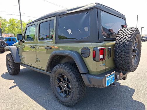 2025 Jeep Wrangler 4xe Sport