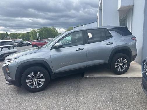 Sterling Gray Metallic 2025 Chevrolet Equinox LT