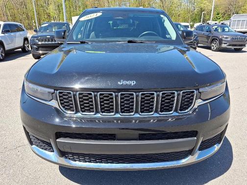 2021 Jeep Grand Cherokee L Laredo