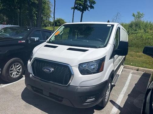 Oxford White 2025 Ford Transit-250