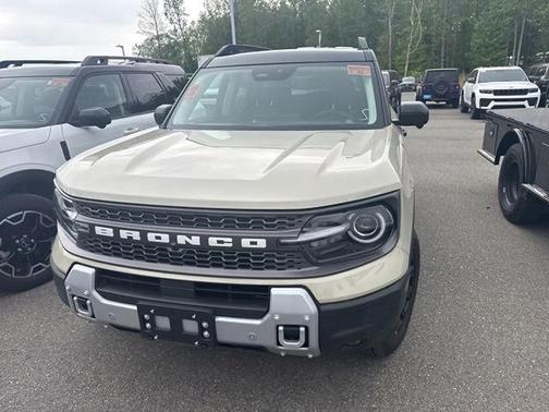 Desert Sand 2025 Ford Bronco Sport Badlands