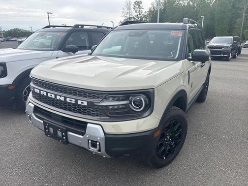 Desert Sand 2025 Ford Bronco Sport Badlands