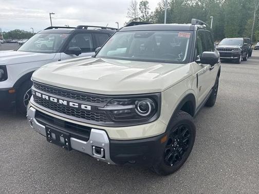 Desert Sand 2025 Ford Bronco Sport Badlands