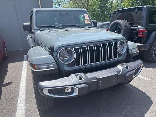 Anvil Clearcoat 2025 Jeep Wrangler 4xe Sahara