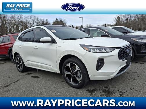 2023 Ford Escape ST-Line Select