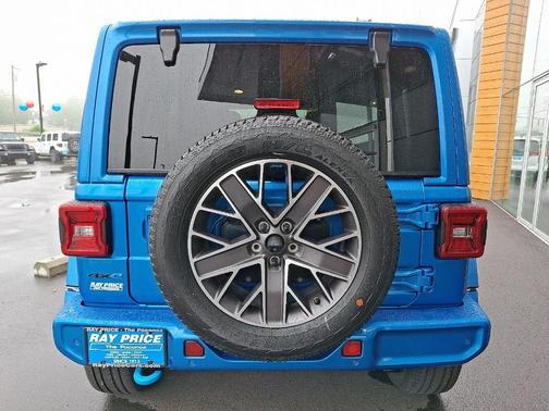 2022 Jeep Wrangler Unlimited 4xe Sahara